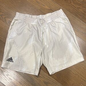 Adidas Men's Primeblue Cream Patterned Large Athletic Shorts